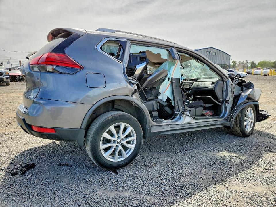 2017 Nissan Rogue მანქანა იყიდება აუქციონზე, vin: JN8AT2MV8HW028347, აუქციონის ნომერი: 58185866