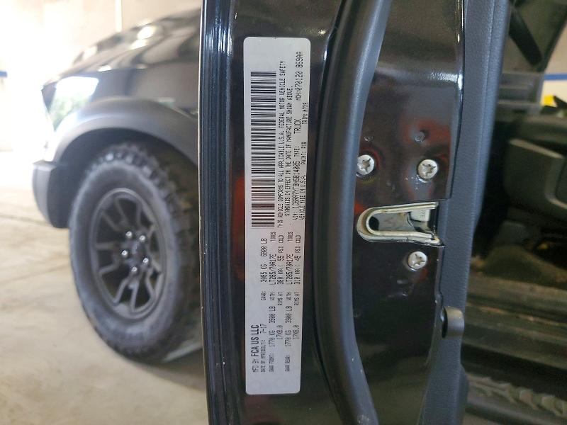 56493676 :رقم المزاد ، 1C6RR7YT8HS814005 vin ، 2017 Ram 1500 مزاد بيع