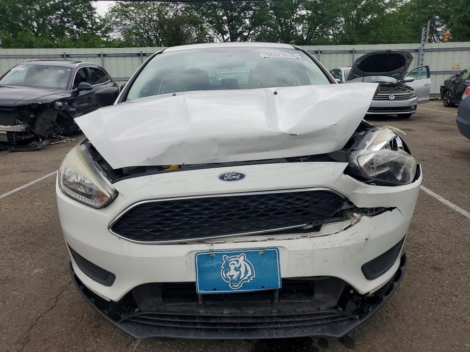 2016 Ford Focus მანქანა იყიდება აუქციონზე, vin: 1FADP3E23GL201897, აუქციონის ნომერი: 56329836