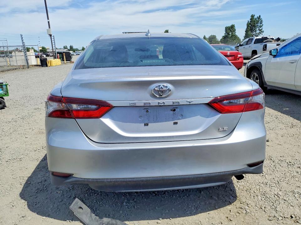 Продаж на аукціоні авто 2022 Toyota Camry, vin: 4T1C11AK0NU665914, номер лоту: 58040036