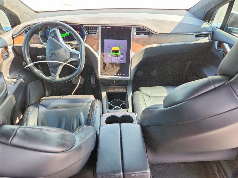 Продажа на аукционе авто 2017 Tesla Model X, vin: 5YJXCDE22HF045994, номер лота: 57679416
