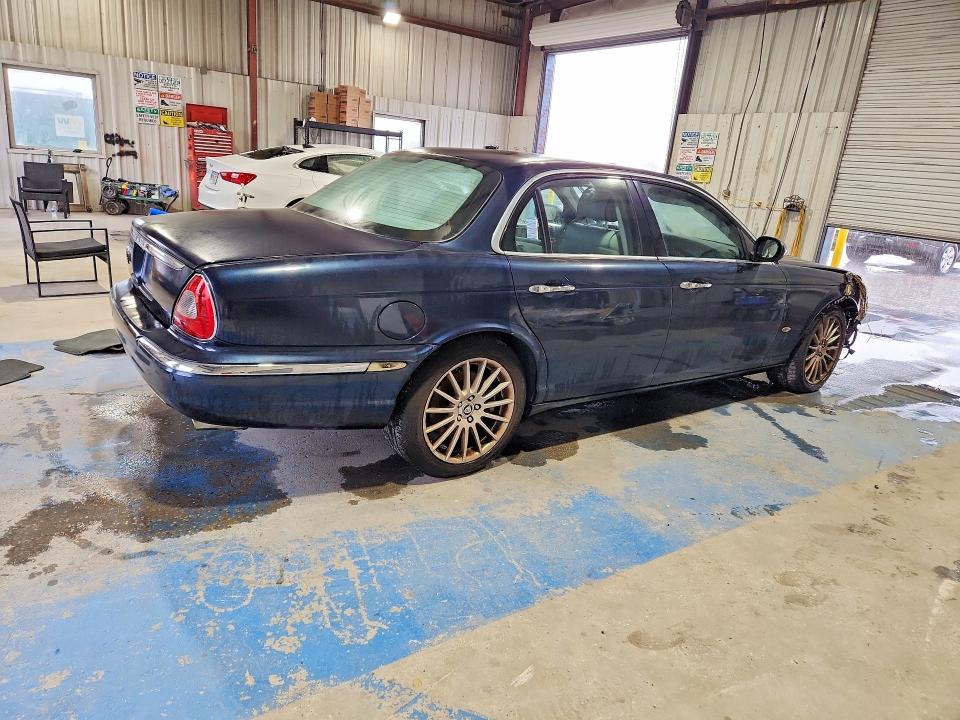 54656446 :رقم المزاد ، SAJWA71BX7SH14432 vin ، 2007 Jaguar Xj8 مزاد بيع