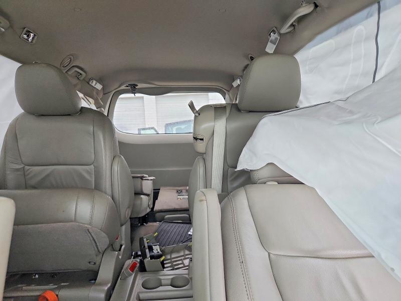 Продажа на аукционе авто 2017 Toyota Sienna, vin: 5TDYZ3DC3HS885284, номер лота: 49874796