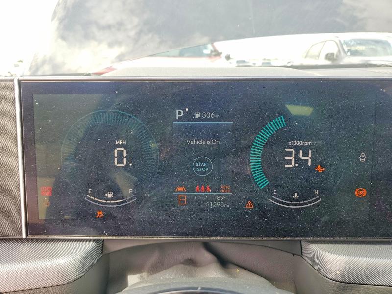 2025 Hyundai Sonata მანქანა იყიდება აუქციონზე, vin: KMHL64JA1SA452655, აუქციონის ნომერი: 56720176