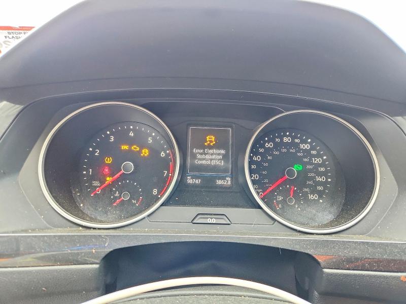 Auction sale of the 2018 Volkswagen Tiguan, vin: 3VV2B7AX4JM003085, lot number: 55979036