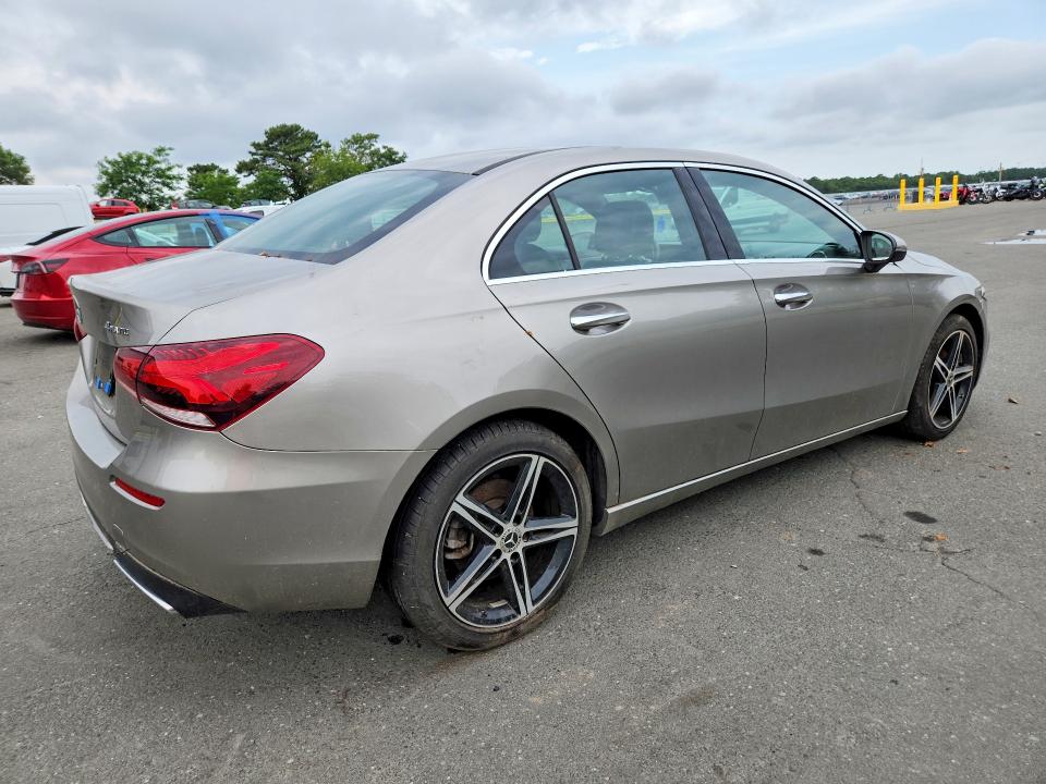 2019 Mercedes-benz A მანქანა იყიდება აუქციონზე, vin: WDD3G4FB6KW031333, აუქციონის ნომერი: 58715876