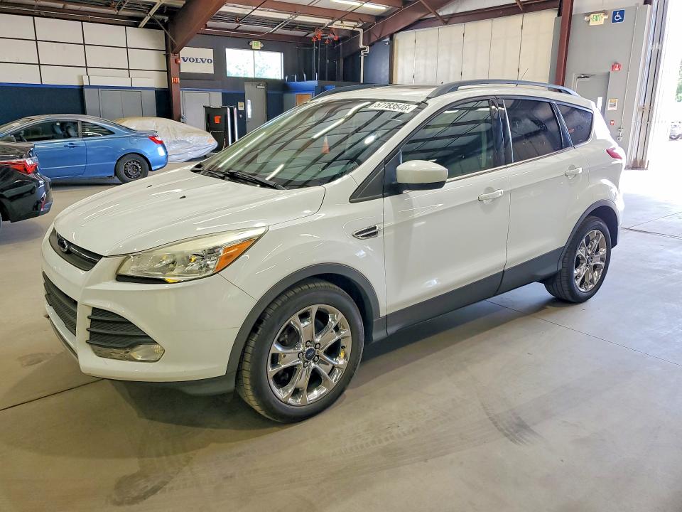 Продажа на аукционе авто 2016 Ford Escape, vin: 1FMCU9GXXGUB85522, номер лота: 57783546