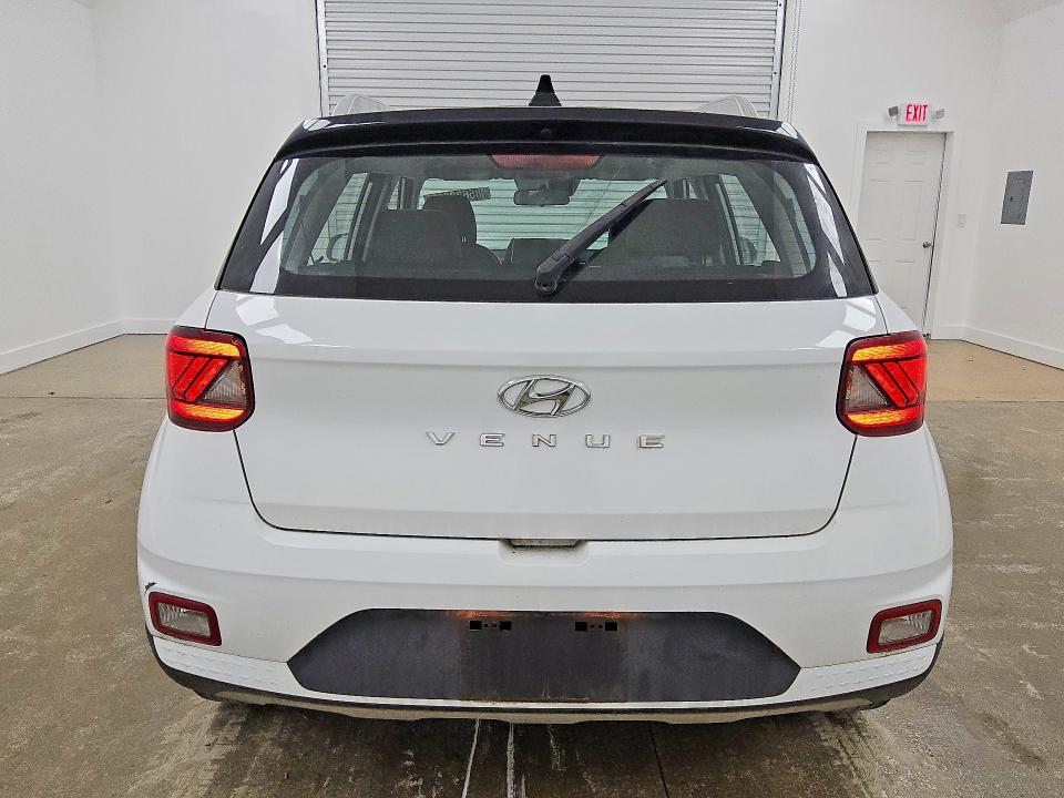 Продажа на аукционе авто 2022 Hyundai Venue, vin: KMHRC8A3XNU172117, номер лота: 85632695