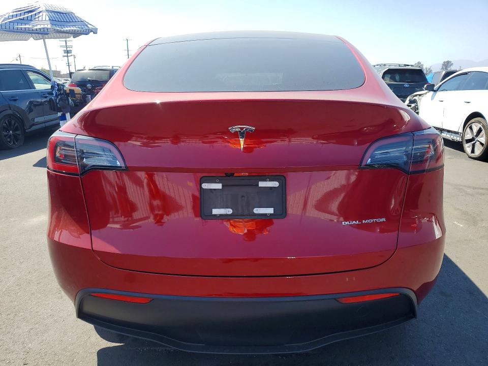 2024 Tesla Model Y მანქანა იყიდება აუქციონზე, vin: 7SAYGDEE3RF074525, აუქციონის ნომერი: 58821996