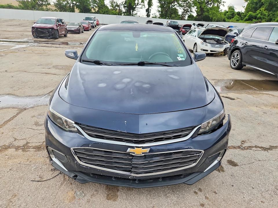 58550686 :رقم المزاد ، 1G1ZE5ST8HF142093 vin ، 2017 Chevrolet Malibu مزاد بيع