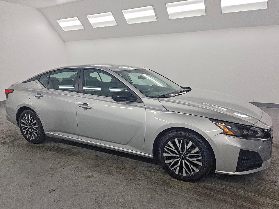 Продаж на аукціоні авто 2023 Nissan Altima, vin: 1N4BL4DV0PN387066, номер лоту: 54970666