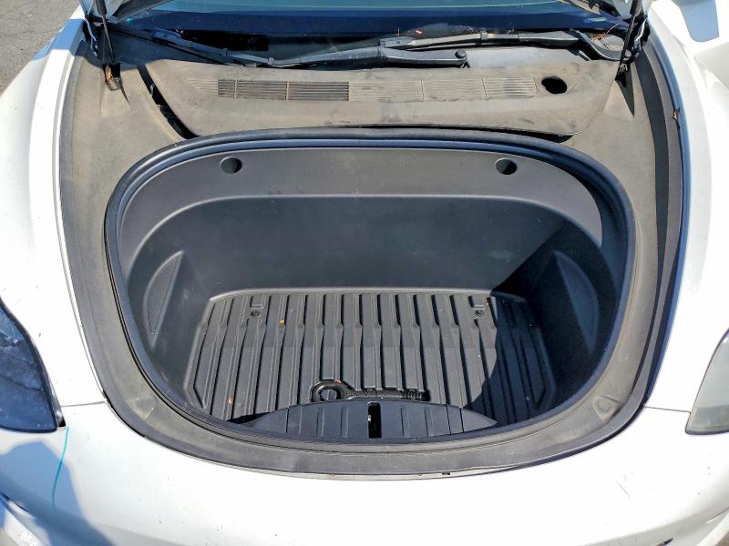 55693116 :رقم المزاد ، 5YJ3E1EB2NF143605 vin ، 2022 Tesla Model 3 مزاد بيع
