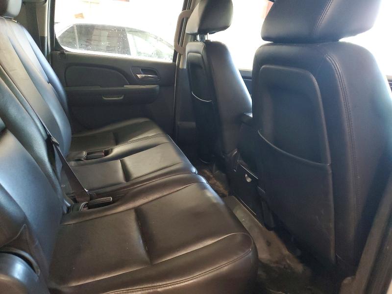 2011 Chevrolet Suburban მანქანა იყიდება აუქციონზე, vin: 1GNSC5E03BR301891, აუქციონის ნომერი: 58140106