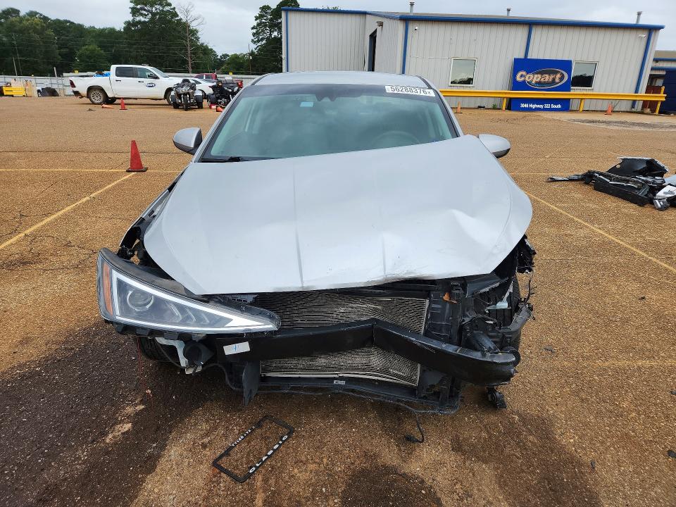 Продажа на аукционе авто 2020 Hyundai Elantra, vin: 5NPD84LF6LH593369, номер лота: 56288376