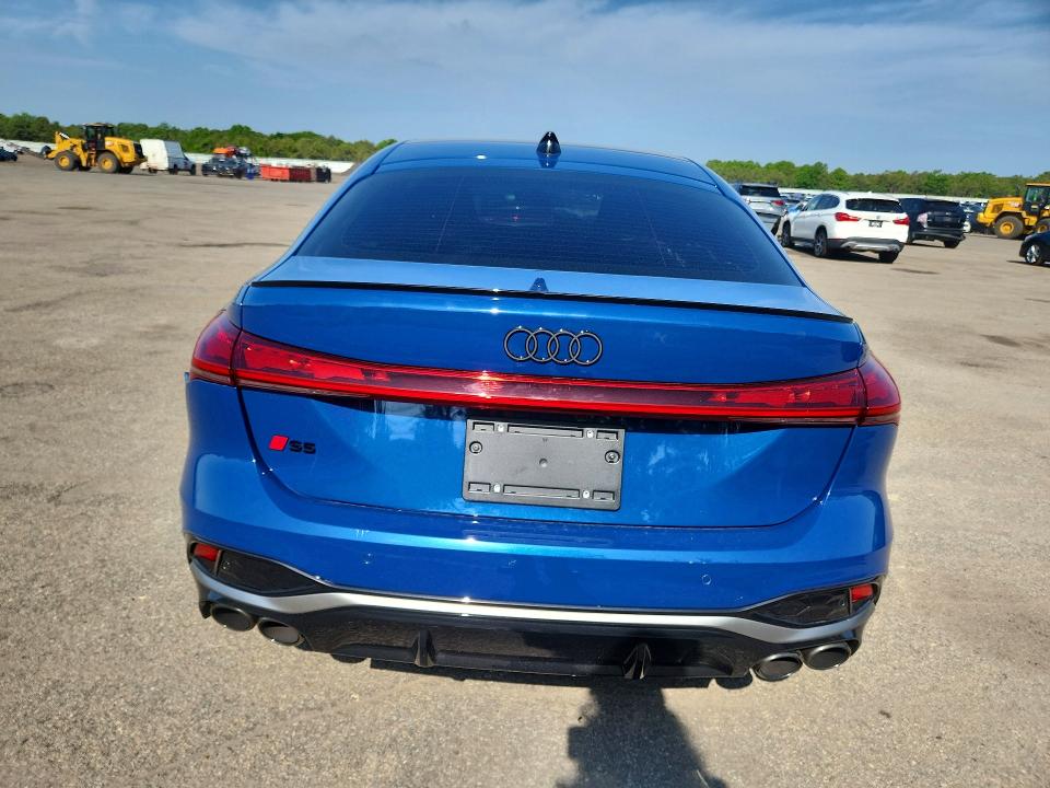 56610586 :رقم المزاد ، WAU35CFU8SN095470 vin ، 2025 Audi S5 مزاد بيع