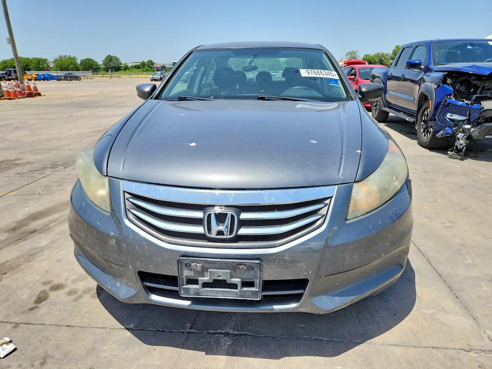 97686345 :رقم المزاد ، 1HGCP2F33CA198529 vin ، 2012 Honda Accord مزاد بيع