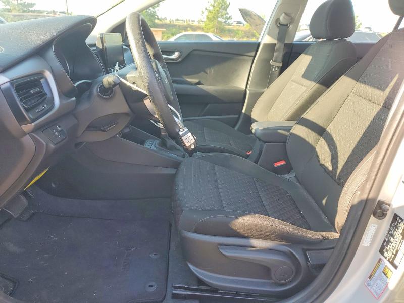 2022 Kia Rio მანქანა იყიდება აუქციონზე, vin: 3KPA24AD5NE433092, აუქციონის ნომერი: 57044246