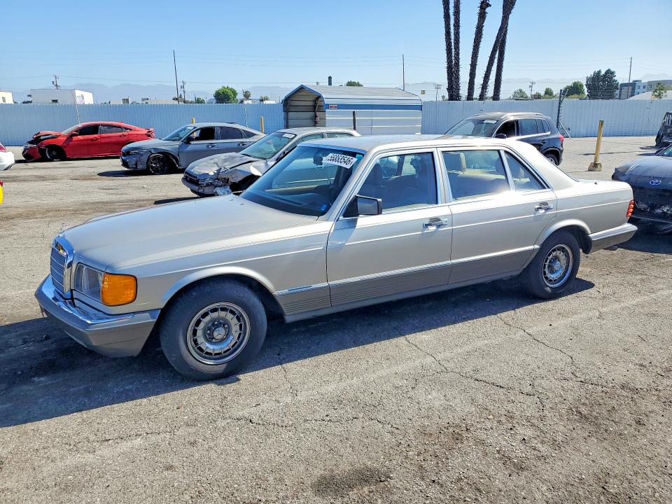 56853546 :رقم المزاد ، WDBCA37D0FA184197 vin ، 1985 Mercedes-benz 500 مزاد بيع