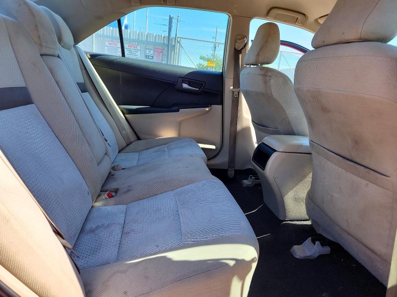 57077016 :رقم المزاد ، 4T4BF1FK6CR220361 vin ، 2012 Toyota Camry مزاد بيع