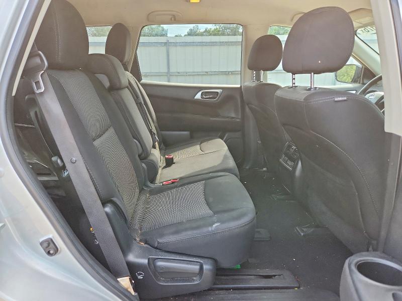 57234676 :رقم المزاد ، 5N1DR2MN8HC689820 vin ، 2017 Nissan Pathfinder مزاد بيع