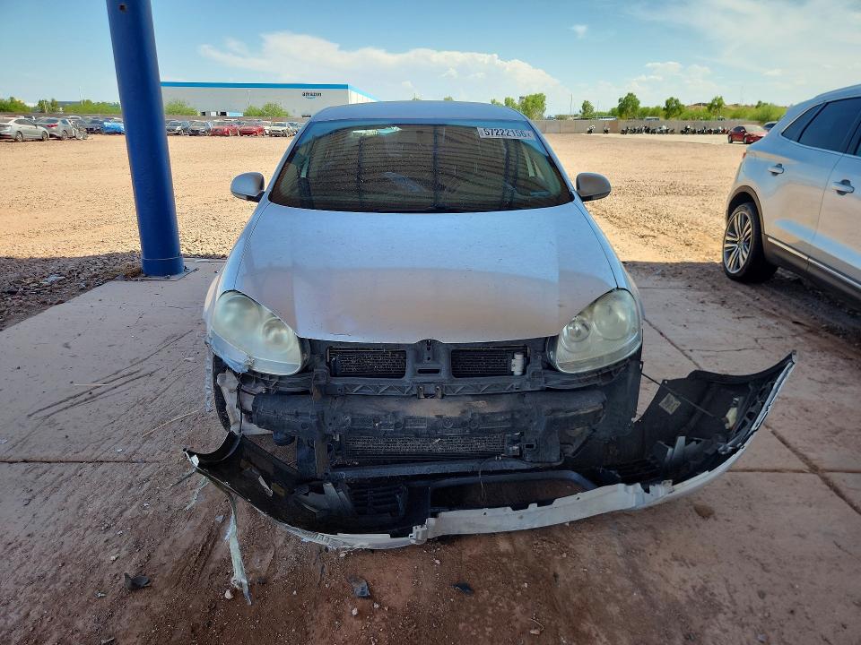57222156 :رقم المزاد ، 3VWAX7AJ1AM101866 vin ، 2010 Volkswagen Jetta مزاد بيع
