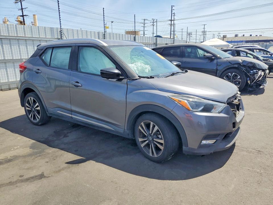 56655476 :رقم المزاد ، 3N1CP5CUXJL511159 vin ، 2018 Nissan Kicks مزاد بيع