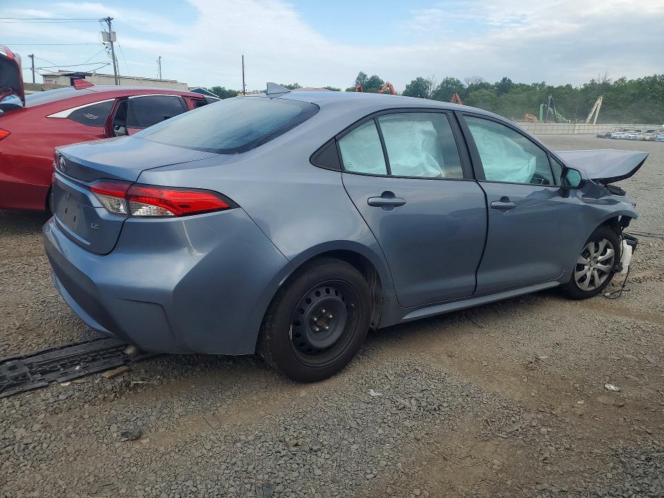 56443936 :رقم المزاد ، 5YFEPMAE0NP282849 vin ، 2022 Toyota Corolla مزاد بيع
