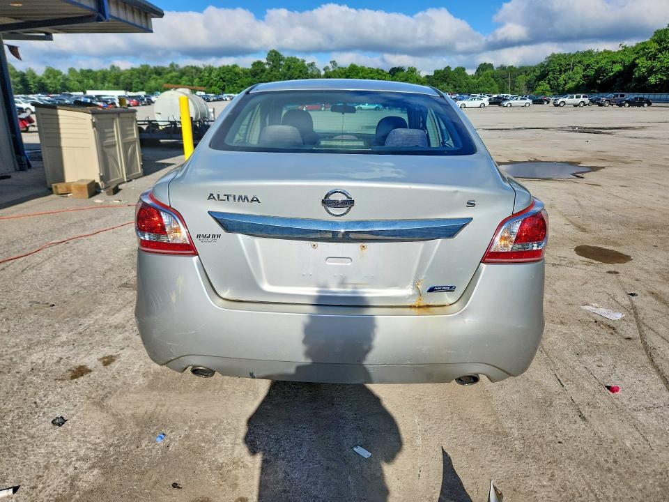 2013 Nissan Altima მანქანა იყიდება აუქციონზე, vin: 1N4AL3AP6DN522655, აუქციონის ნომერი: 57091526