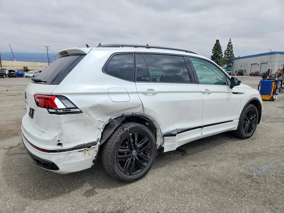 2022 Volkswagen Tiguan მანქანა იყიდება აუქციონზე, vin: 3VVCB7AX6NM077764, აუქციონის ნომერი: 85987195