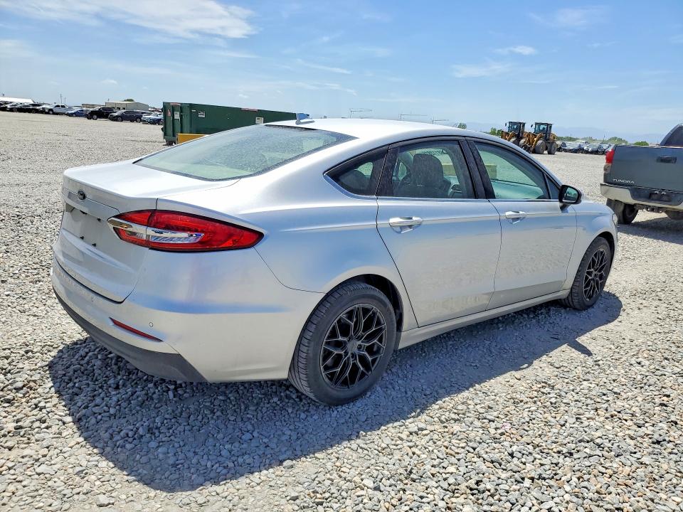 2019 Ford Fusion მანქანა იყიდება აუქციონზე, vin: 3FA6P0LU5KR225673, აუქციონის ნომერი: 58112816