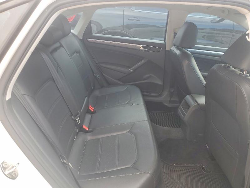 Продажа на аукционе авто 2018 Volkswagen Passat, vin: 1VWAA7A39JC019811, номер лота: 57141536