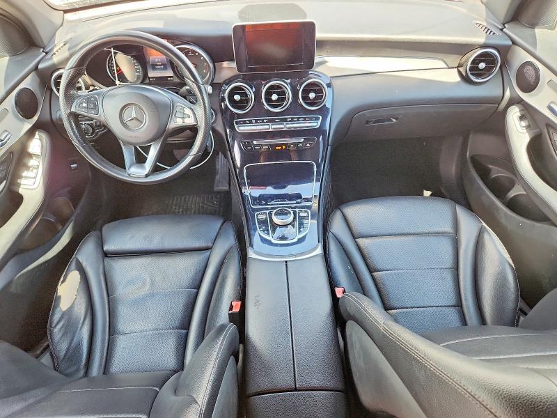 57370216 :رقم المزاد ، WDC0G4JB3HF135463 vin ، 2017 Mercedes-benz Glc مزاد بيع