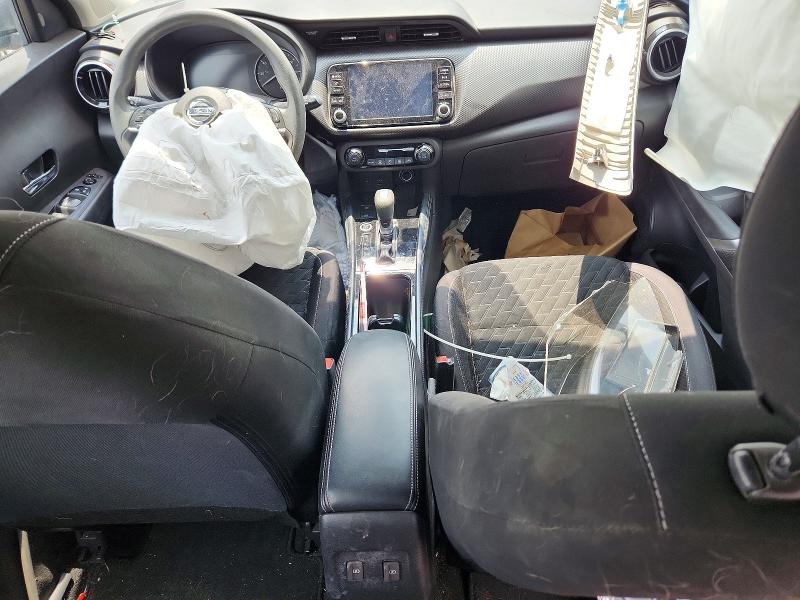 58520566 :رقم المزاد ، 3N1CP5CV8ML512355 vin ، 2021 Nissan Kicks مزاد بيع