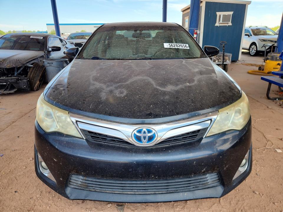 56282656 :رقم المزاد ، 4T1BD1FK1DU077305 vin ، 2013 Toyota Camry Hybrid مزاد بيع