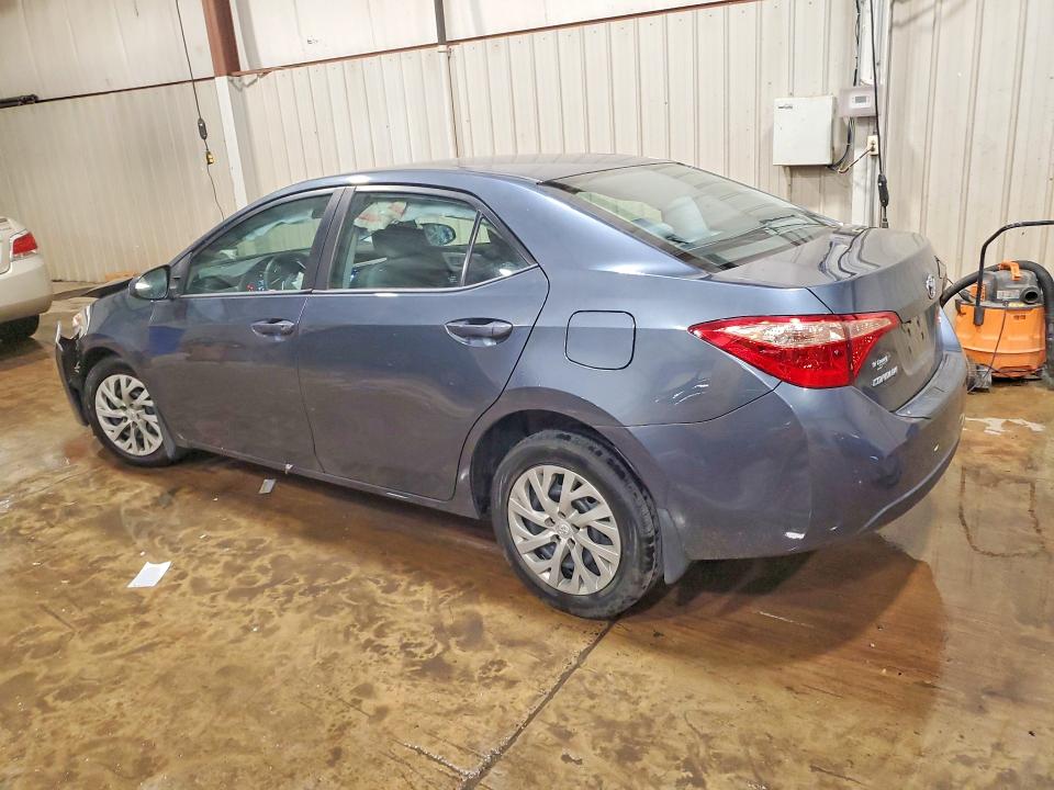 2018 Toyota Corolla მანქანა იყიდება აუქციონზე, vin: 2T1BURHE5JC095891, აუქციონის ნომერი: 57885486