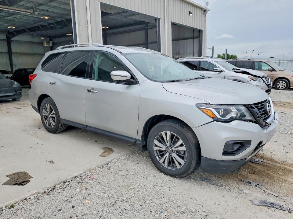2017 Nissan Pathfinder მანქანა იყიდება აუქციონზე, vin: 5N1DR2MM2HC624369, აუქციონის ნომერი: 58582326