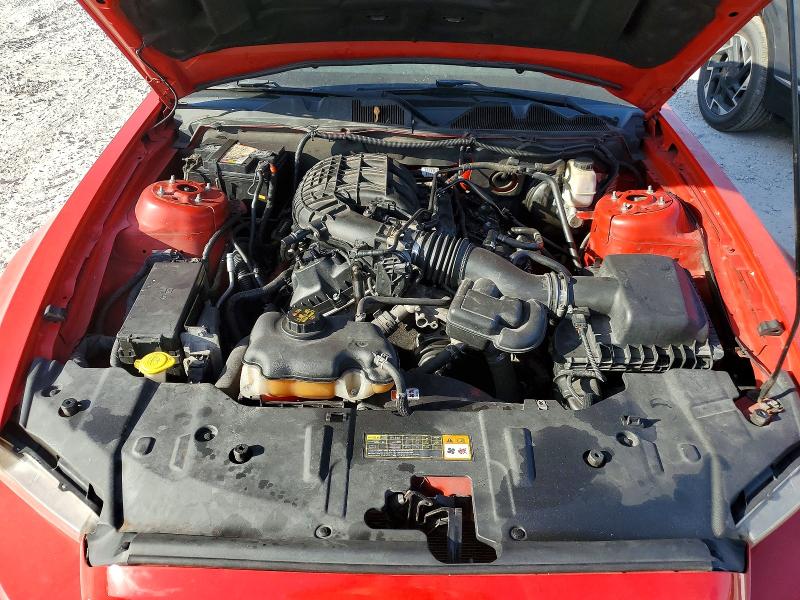 2013 Ford Mustang მანქანა იყიდება აუქციონზე, vin: 1ZVBP8AM3D5204298, აუქციონის ნომერი: 57752136
