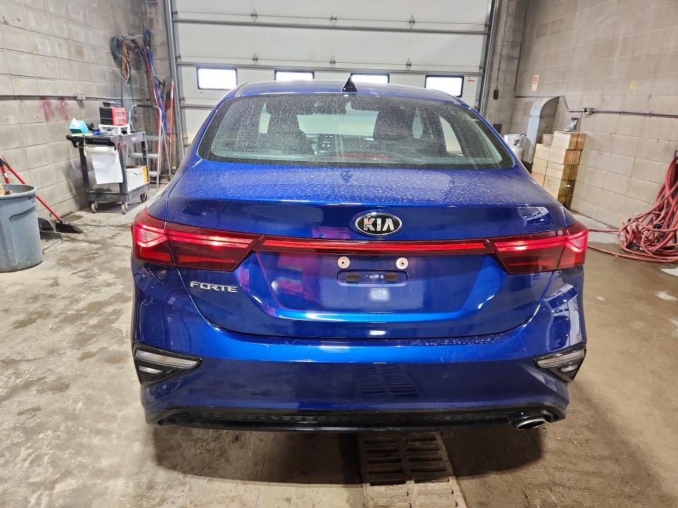 56475486 :رقم المزاد ، 3KPF24AD4ME361029 vin ، 2021 Kia Forte مزاد بيع