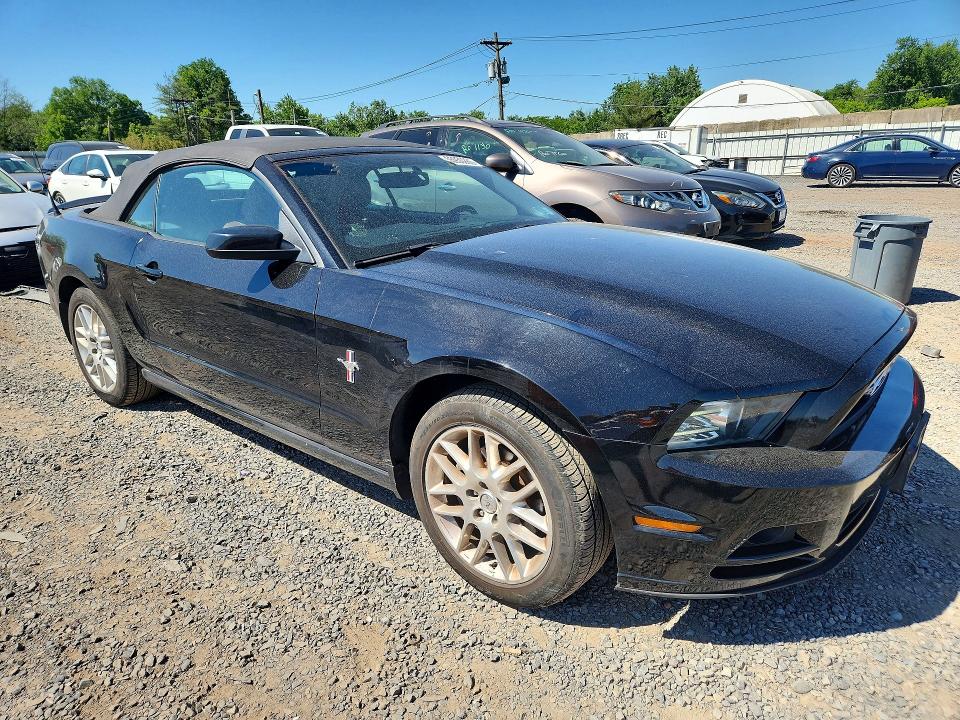 Продажа на аукционе авто 2014 Ford Mustang, vin: 1ZVBP8EM1E5329778, номер лота: 55950286