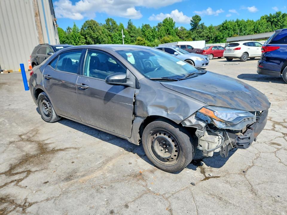 57241906 :رقم المزاد ، 5YFBURHE8HP645448 vin ، 2017 Toyota Corolla مزاد بيع