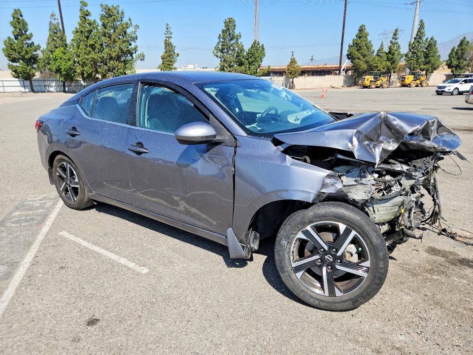 56253256 :رقم المزاد ، 3N1AB8CV7RY359307 vin ، 2024 Nissan Sentra مزاد بيع
