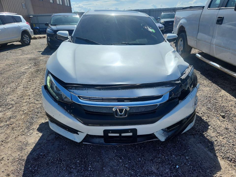 2018 Honda Civc მანქანა იყიდება აუქციონზე, vin: 2HGFC2F72JH557024, აუქციონის ნომერი: 55526836
