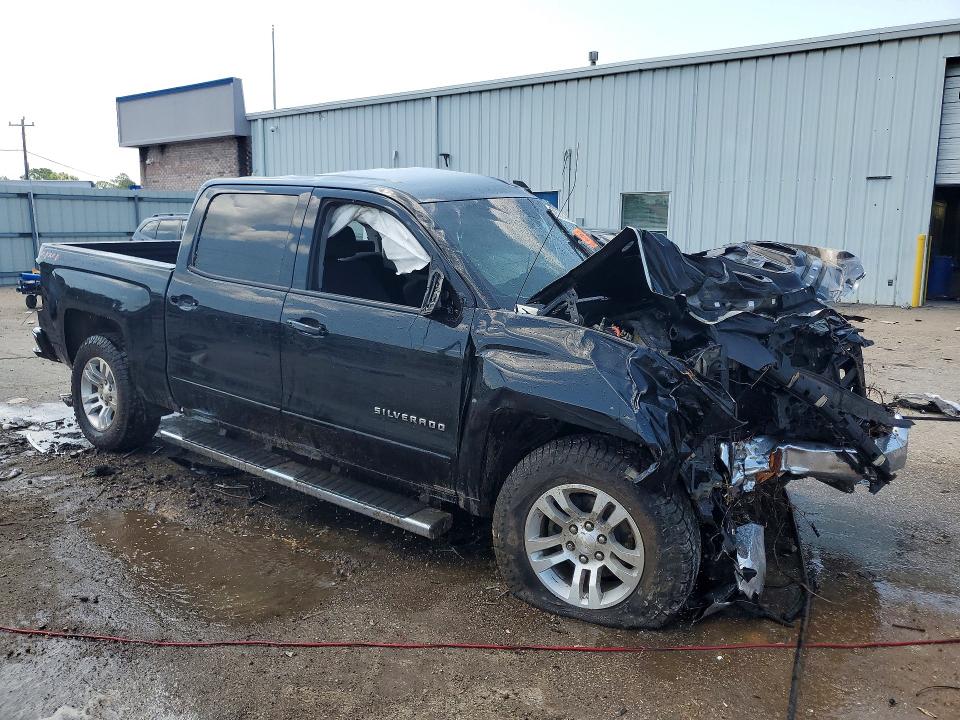 Продажа на аукционе авто 2018 Chevrolet Silverado, vin: 3GCUKREC2JG390910, номер лота: 58579446