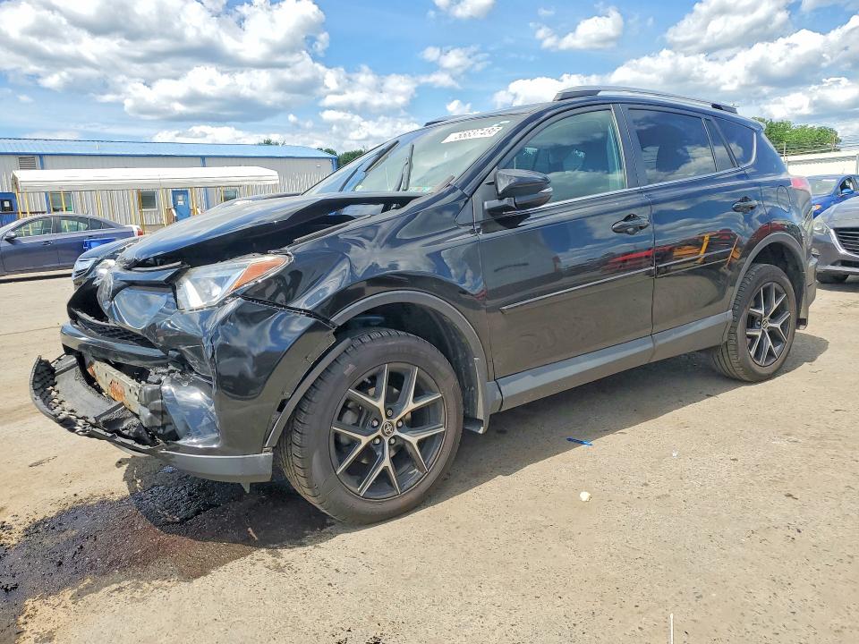 55837486 :رقم المزاد ، 2T3JFREV4JW806657 vin ، 2018 Toyota Rav4 مزاد بيع