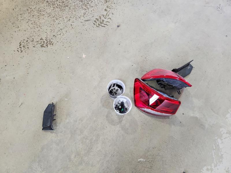 57079796 :رقم المزاد ، 3VVSX7B2XNM014859 vin ، 2022 Volkswagen Taos مزاد بيع