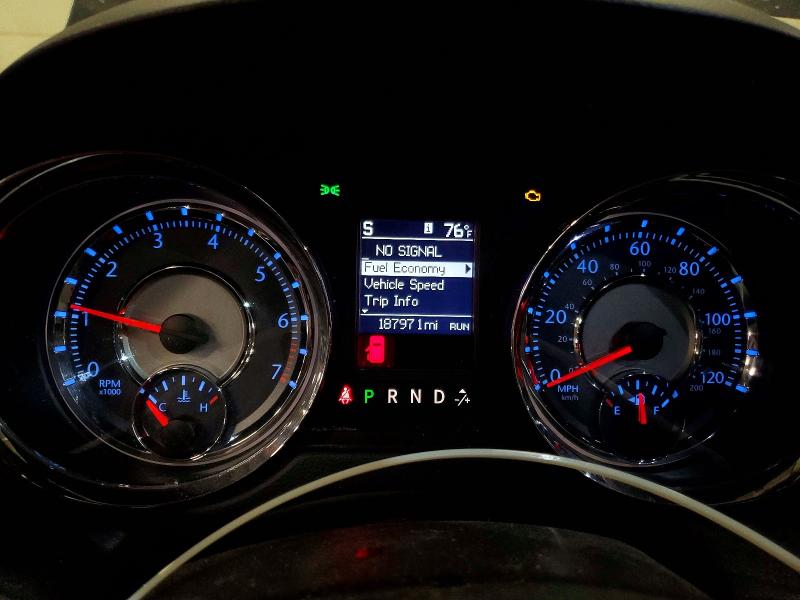 2015 Chrysler Town & Country მანქანა იყიდება აუქციონზე, vin: 2C4RC1BG9FR707207, აუქციონის ნომერი: 56154446