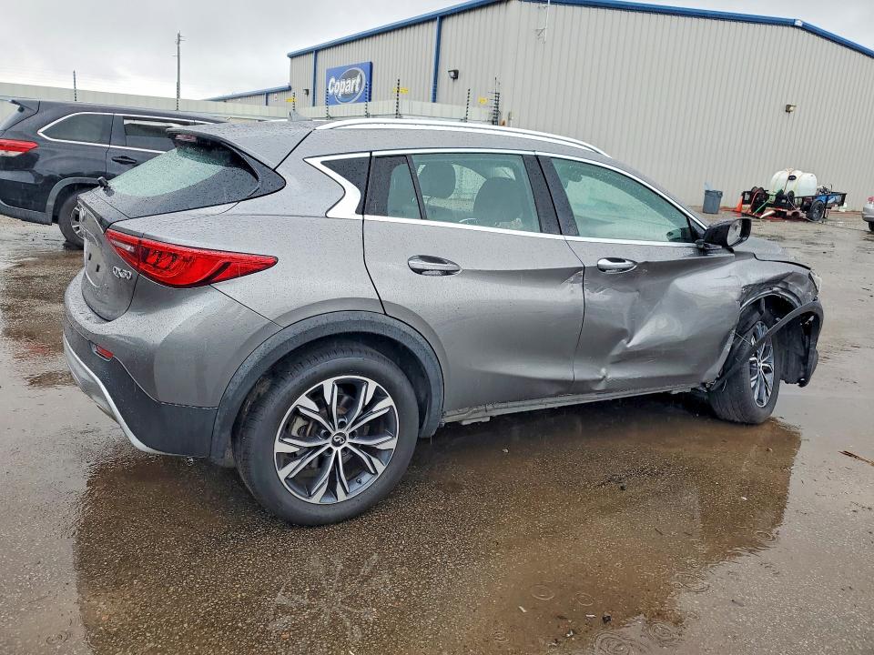 55616316 :رقم المزاد ، SJKCH5CR4JA048381 vin ، 2018 Infiniti Qx30 مزاد بيع