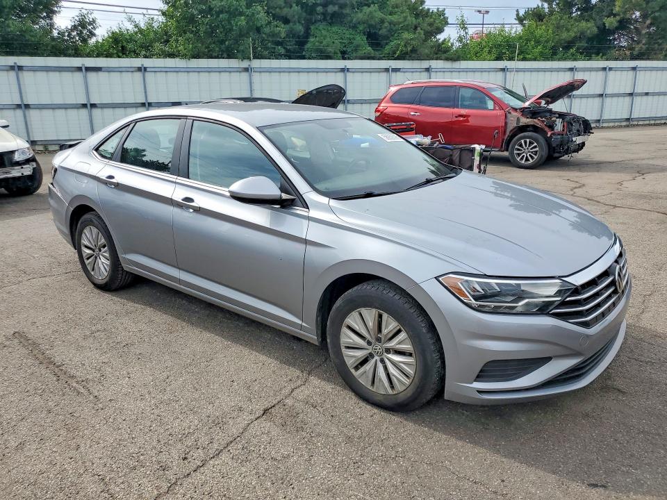 Продажа на аукционе авто 2019 Volkswagen Jetta, vin: 3VWC57BU0KM231114, номер лота: 56939396
