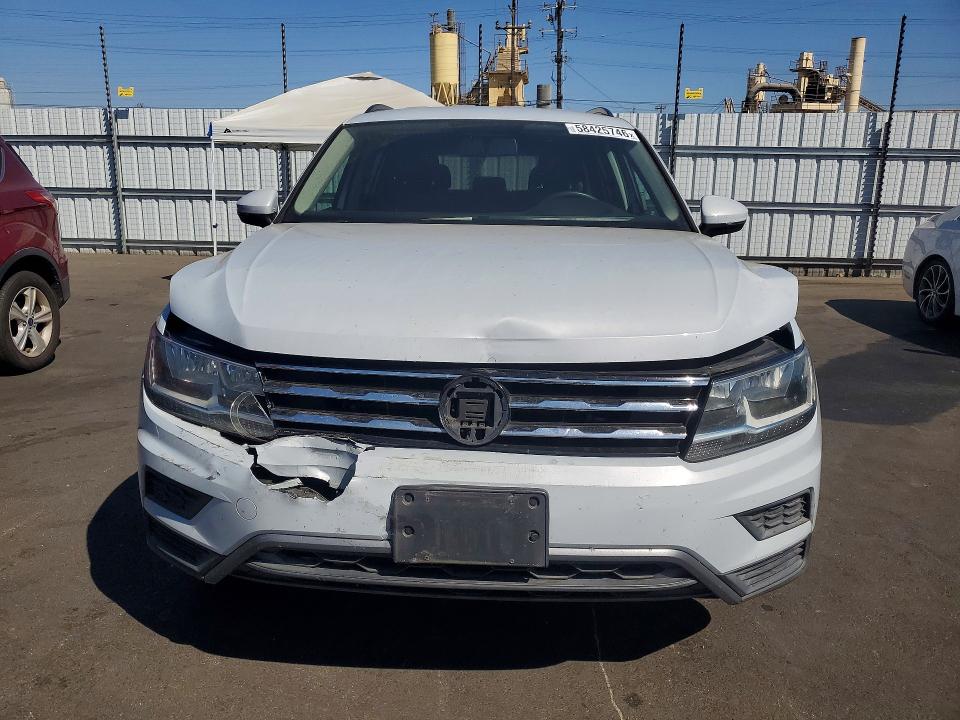 2019 Volkswagen Tiguan მანქანა იყიდება აუქციონზე, vin: 3VV1B7AX2KM033165, აუქციონის ნომერი: 58425746