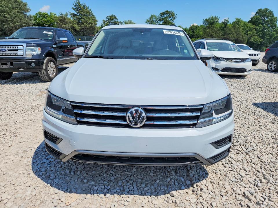 58836646 :رقم المزاد ، 3VV3B7AX8JM193624 vin ، 2018 Volkswagen Tiguan مزاد بيع